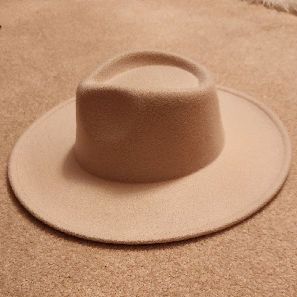 Wide Brim Felt Fedora Hat - Cream